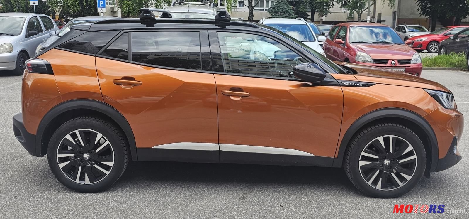 2020' Peugeot 2008 1,5 Bluehdi photo #1