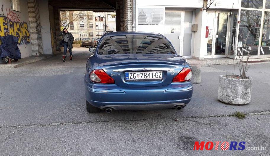 2001' Jaguar X-Type 2,5 V6 photo #2