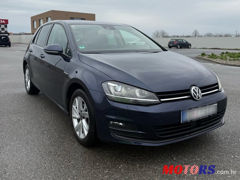 2015' Volkswagen Golf VII photo #2