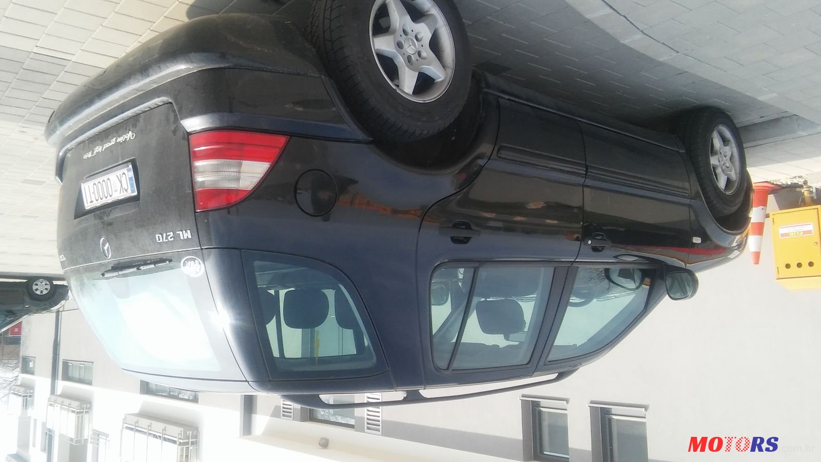 2001' Mercedes-Benz ML 270 reg do 3.2018. photo #2