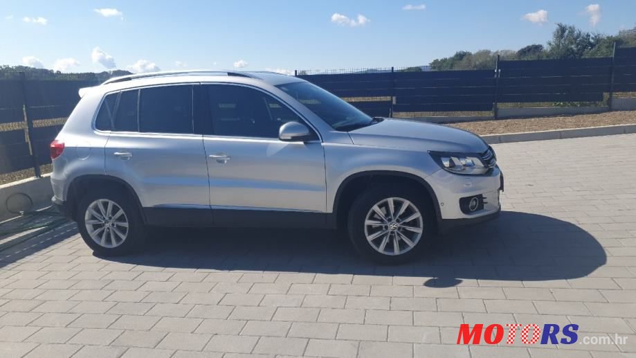 2015' Volkswagen Tiguan 2,0 Tdi photo #4