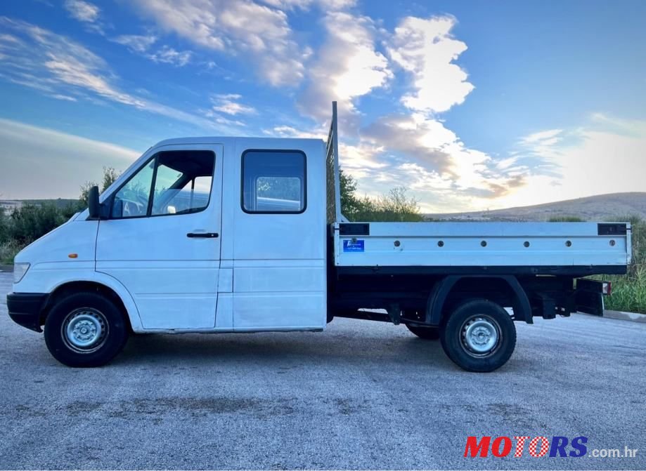 1995' Mercedes-Benz Sprinter 312 D photo #6