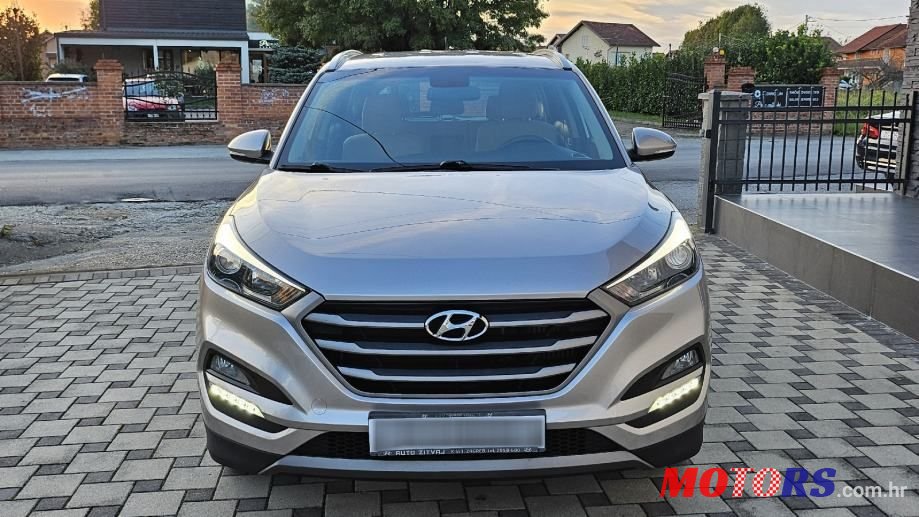 2016' Hyundai Tucson 1.7 Crdi photo #5