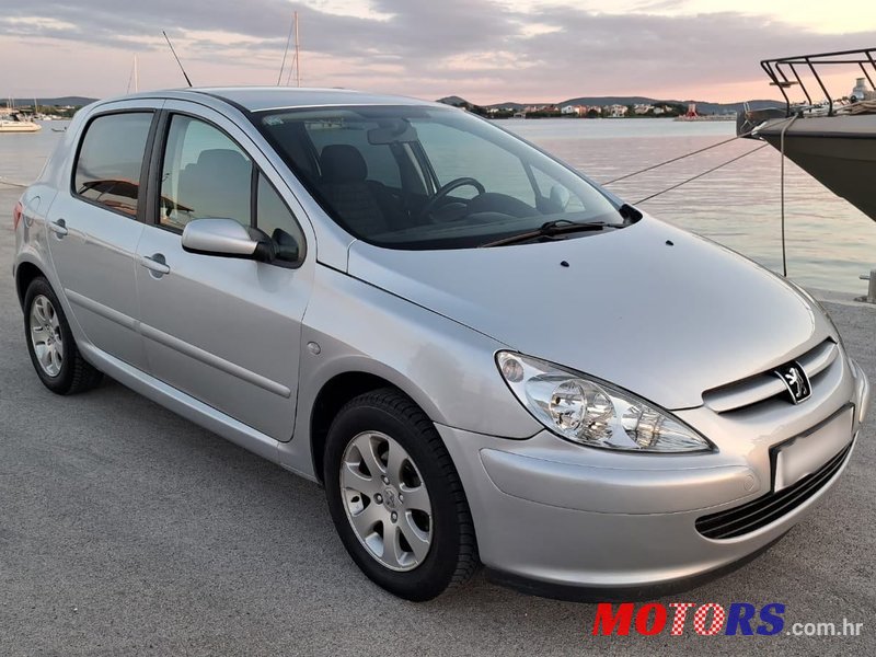 2004' Peugeot 307 1,4 Hdi photo #1