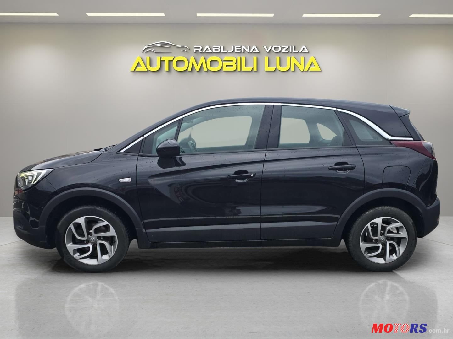 2018' Opel Crossland 1,2 Turbo photo #1