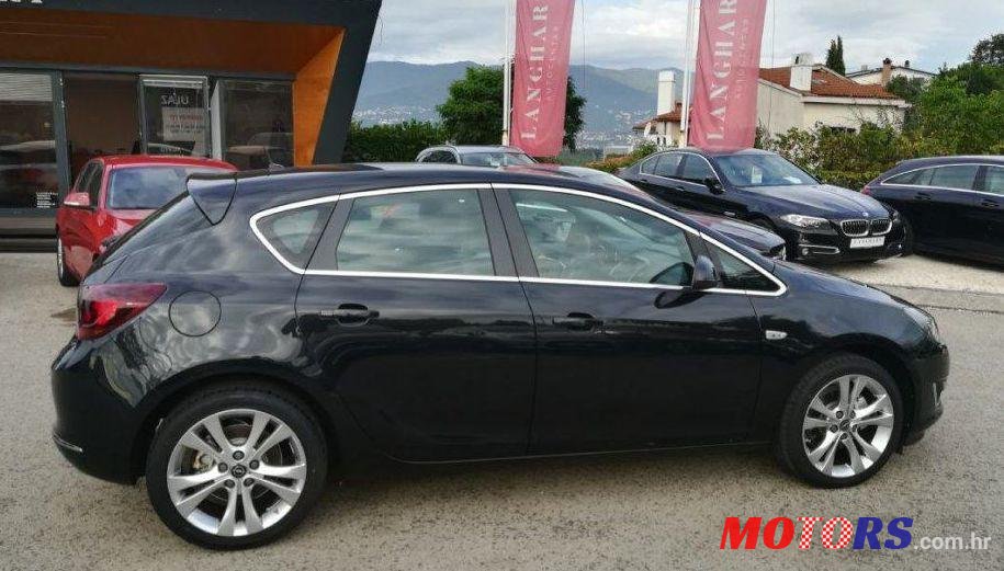 2015' Opel Astra 1.6 Cdti photo #1