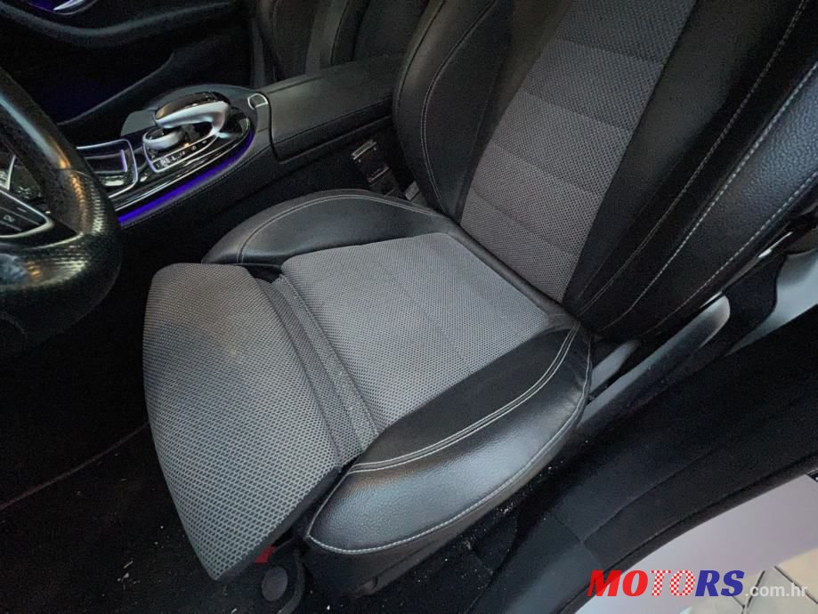 2017' Mercedes-Benz E-Klasa 220 D photo #5