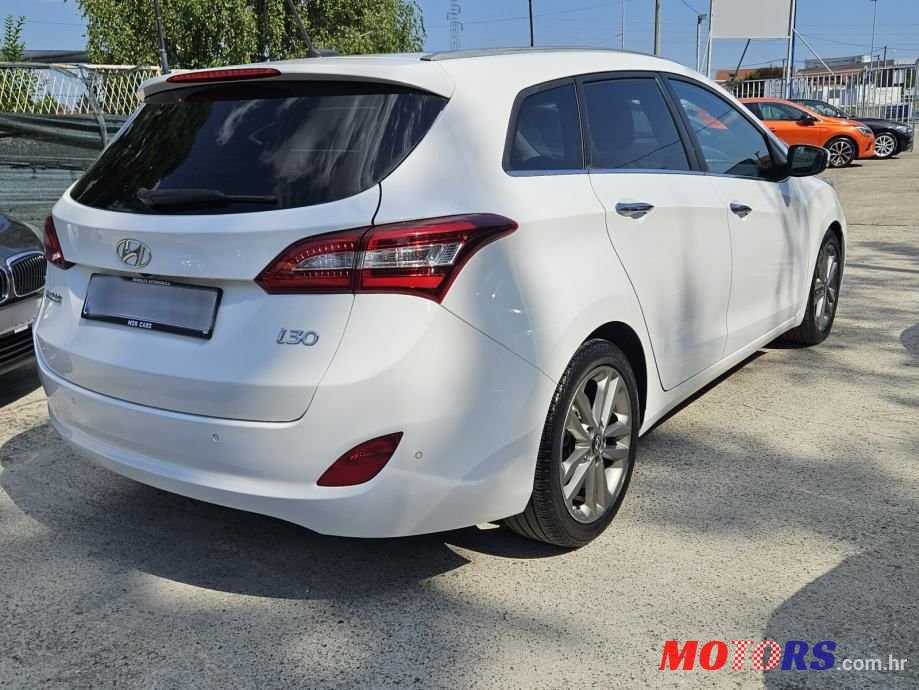 2015' Hyundai i30 1,6 Crdi photo #6