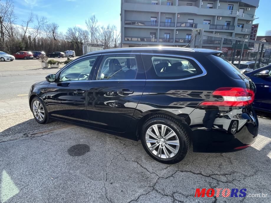 2020' Peugeot 308 Sw photo #4