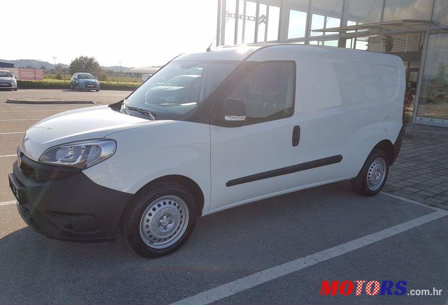 2019' Fiat Doblo Cargo 1.6 Multijet Maxi photo #1