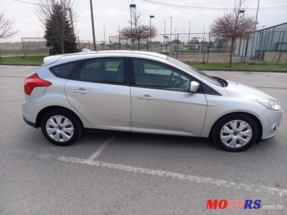 2012' Ford Focus 1,6 photo #6