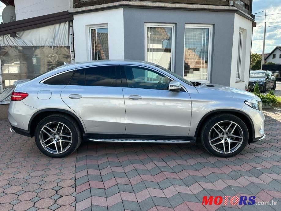 2016' Mercedes-Benz GLE 350 D photo #6