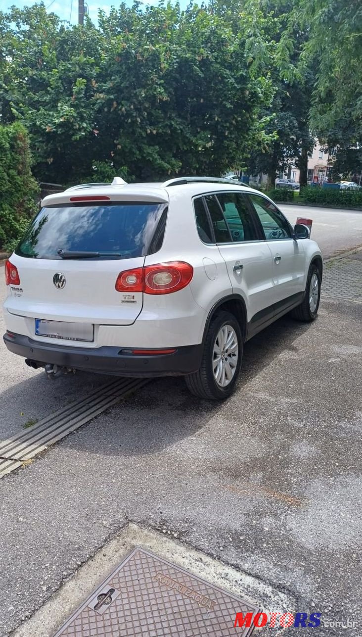2011' Volkswagen Tiguan 2,0 Tdi Bmt photo #4