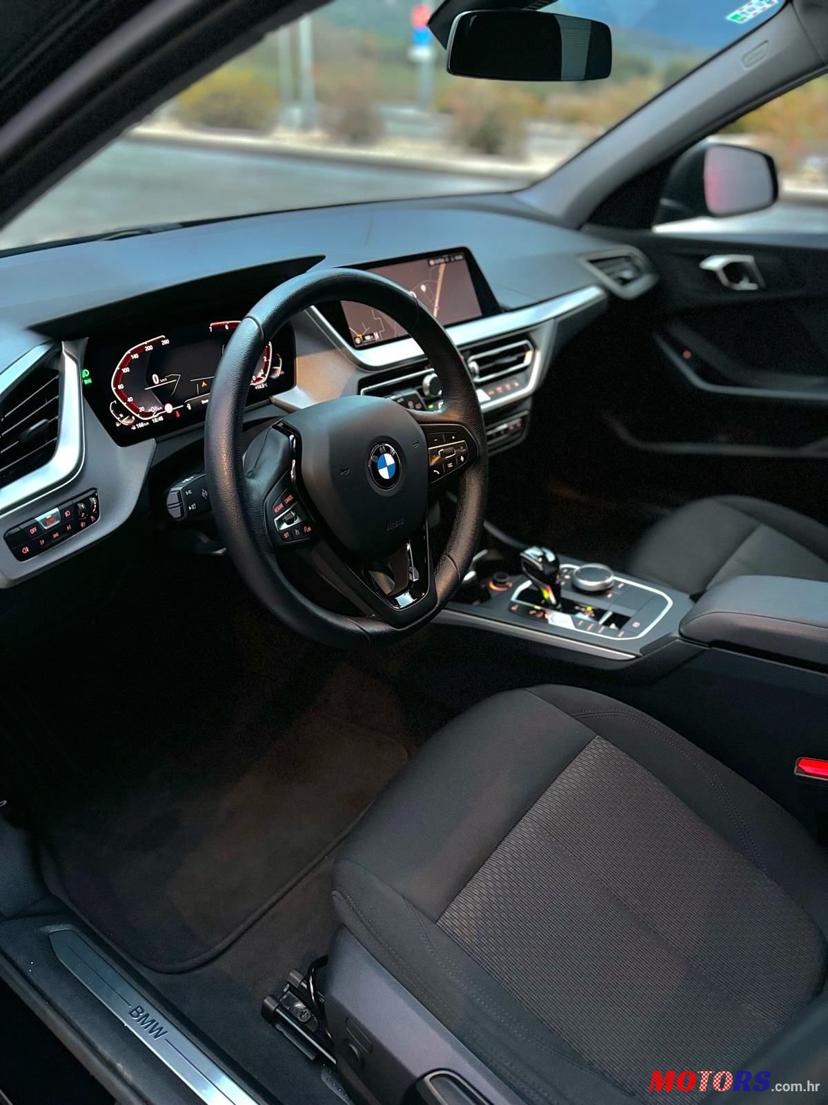 2021' BMW Serija 1 120I photo #6