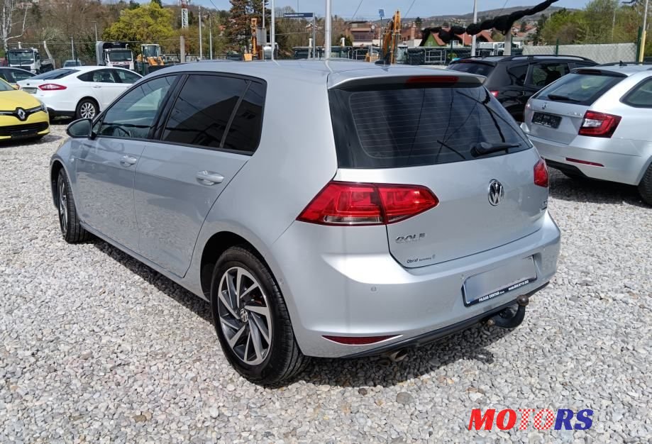 2016' Volkswagen Golf VII photo #3