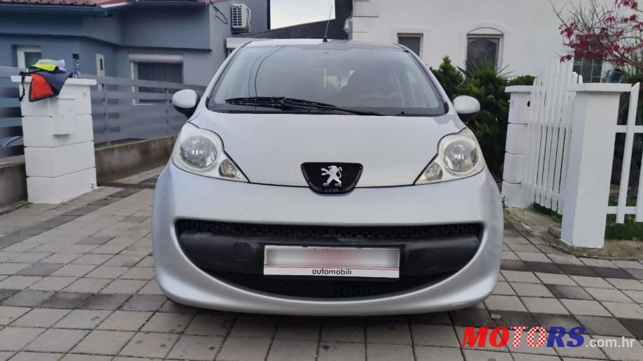 2007' Peugeot 107 1,0 photo #3