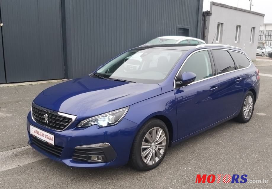 2018' Peugeot 308 Sw photo #2