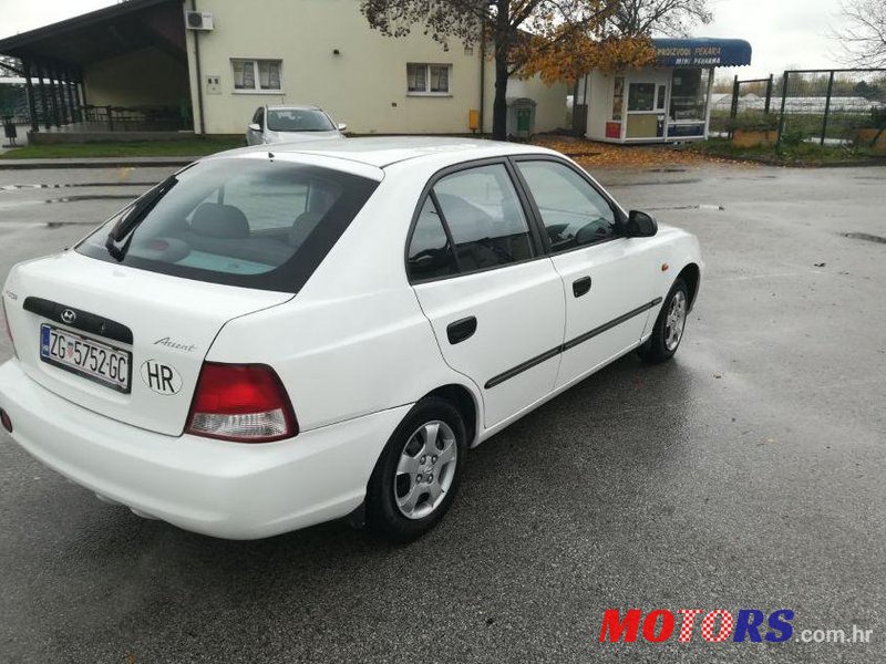 2002' Hyundai Accent 1,3 Gli photo #2