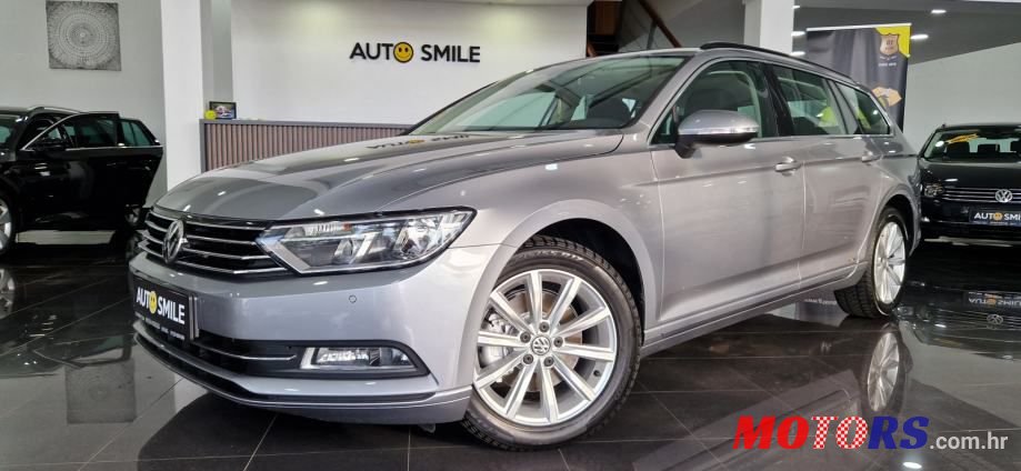 2018' Volkswagen Passat Variant photo #1