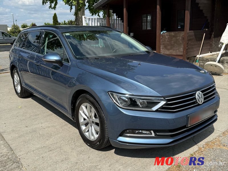 2015' Volkswagen Passat Variant photo #2