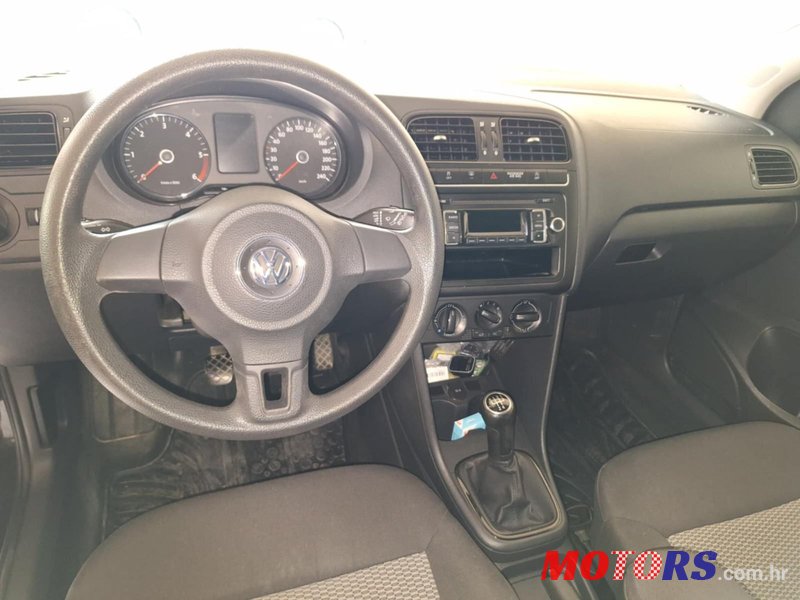 2010' Volkswagen Polo 1,6 Tdi photo #3