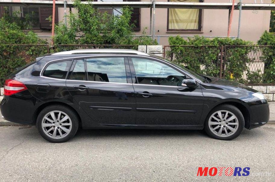 2010' Renault Laguna Grandtour 2,0 Dci photo #1