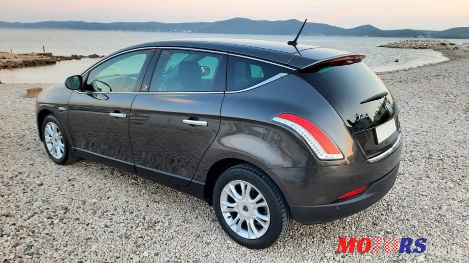 2011' Lancia Delta 1,6 photo #3