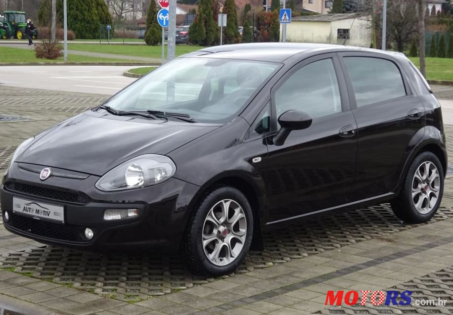 2009' Fiat Punto Evo 1.4 8V photo #1