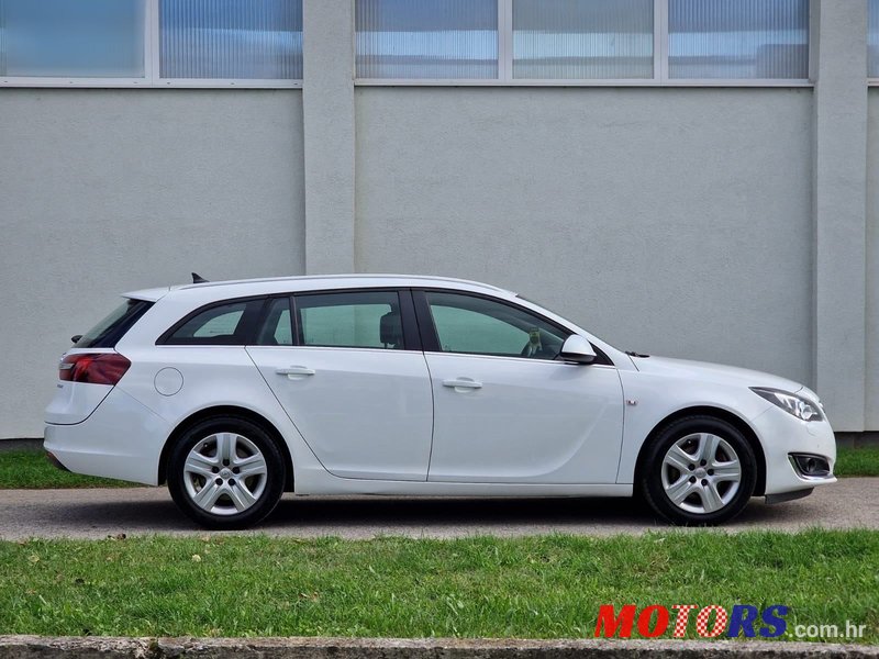 2013' Opel Insignia Karavan photo #4