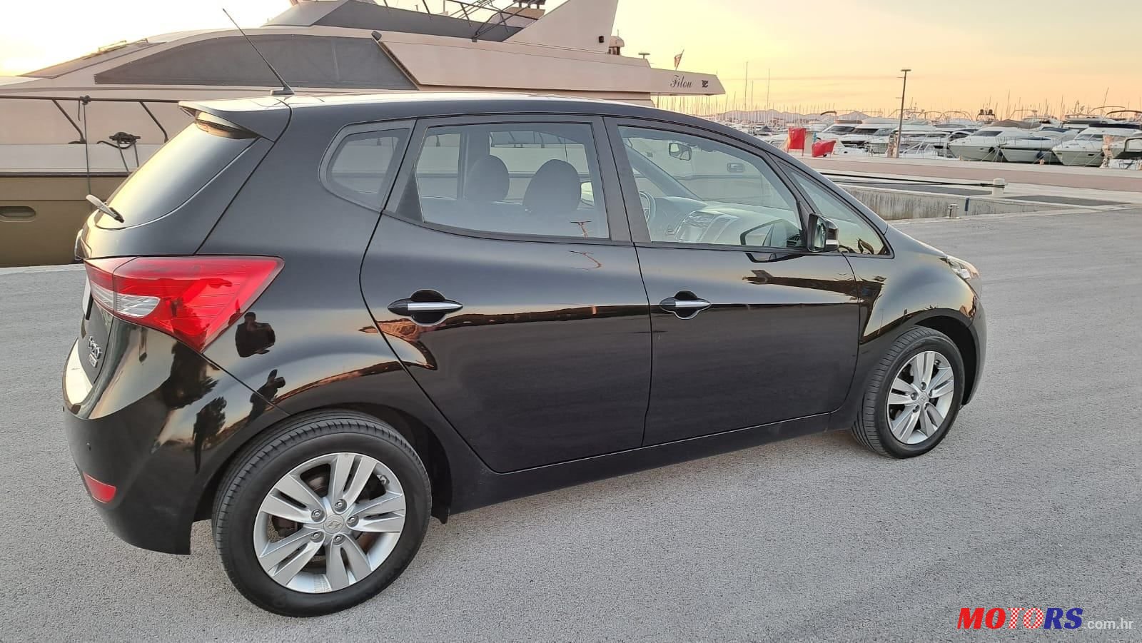 2015' Hyundai ix20 1,4 Crdi photo #4