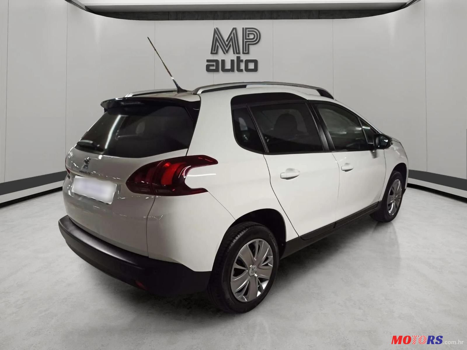 2018' Peugeot 2008 1,2 photo #3