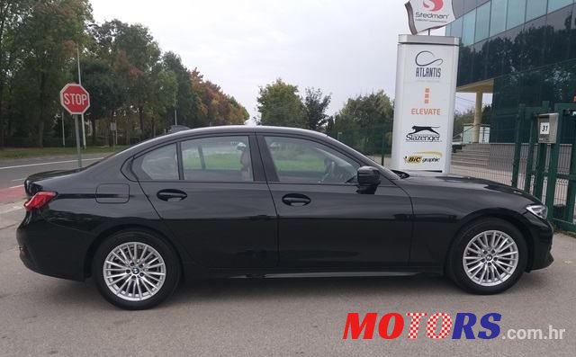 2019' BMW Serija 3 318D photo #6