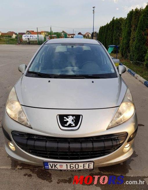 2007' Peugeot 207 1,4 Hdi photo #2