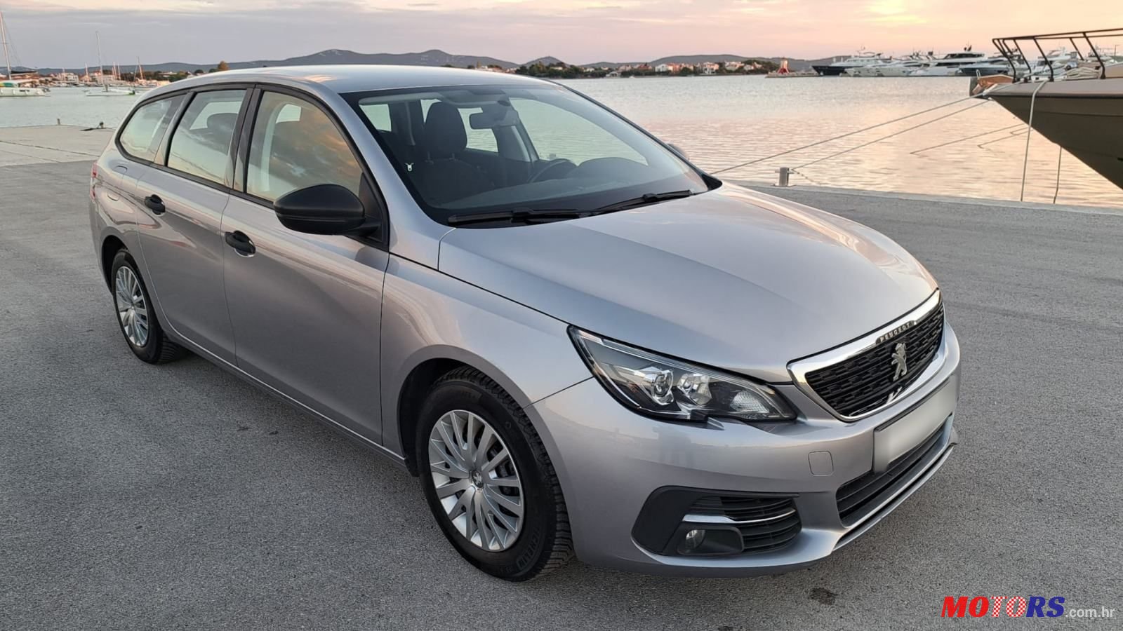 2019' Peugeot 308 Sw photo #1