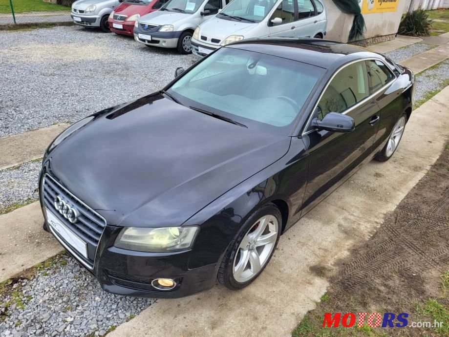 2011' Audi A5 2,0 Tdi photo #3