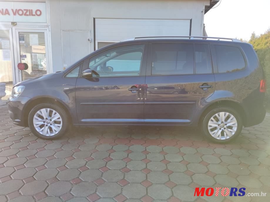 2013' Volkswagen Touran 2,0 Tdi photo #4