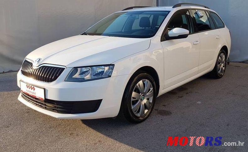 2014' Skoda Octavia photo #2