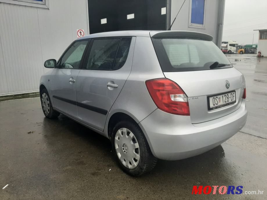 2011' Skoda Fabia 1,2 Tdi photo #3