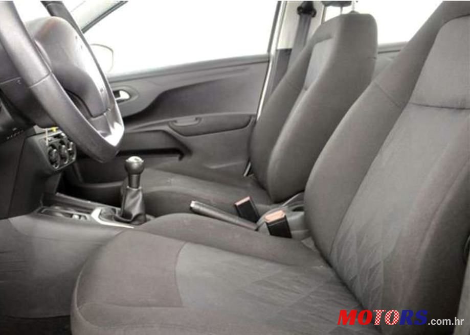 2018' Citroen C-Elysee photo #6