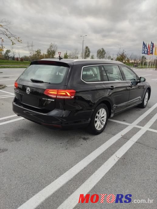 2016' Volkswagen Passat photo #6