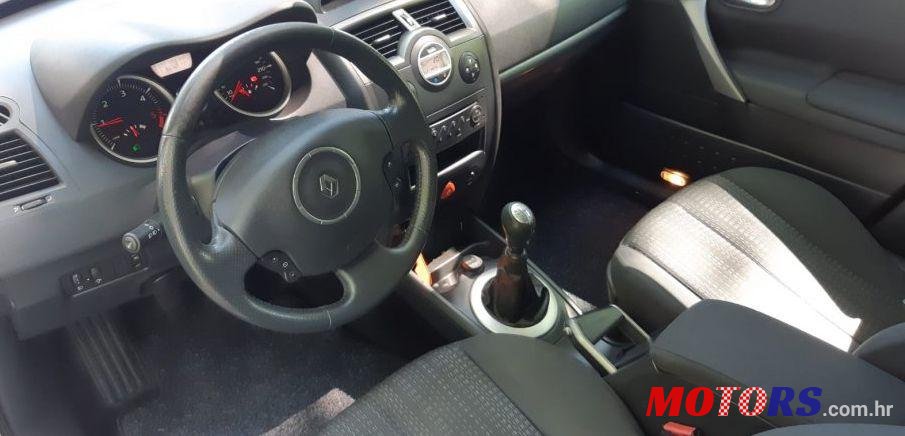 2007' Renault Megane Grandtour photo #4