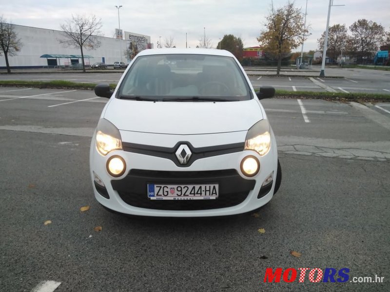 2013' Renault Twingo photo #3