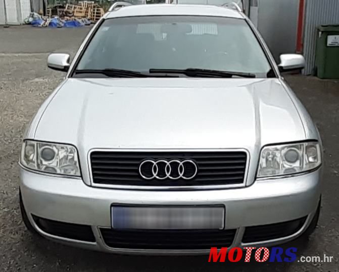 2002' Audi A6 Avant photo #2