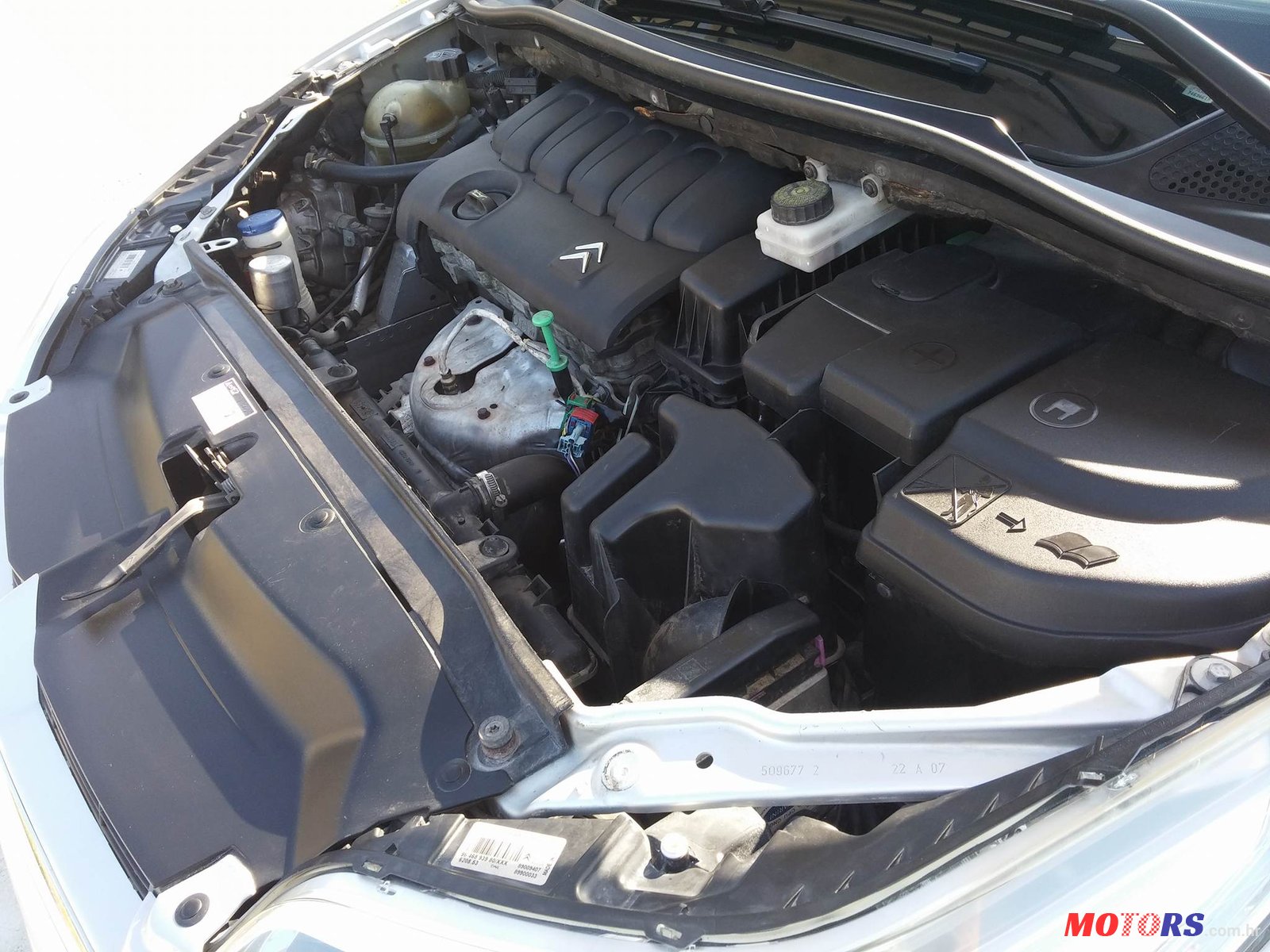 2007' Citroen C4 1.4 16V SX photo #7