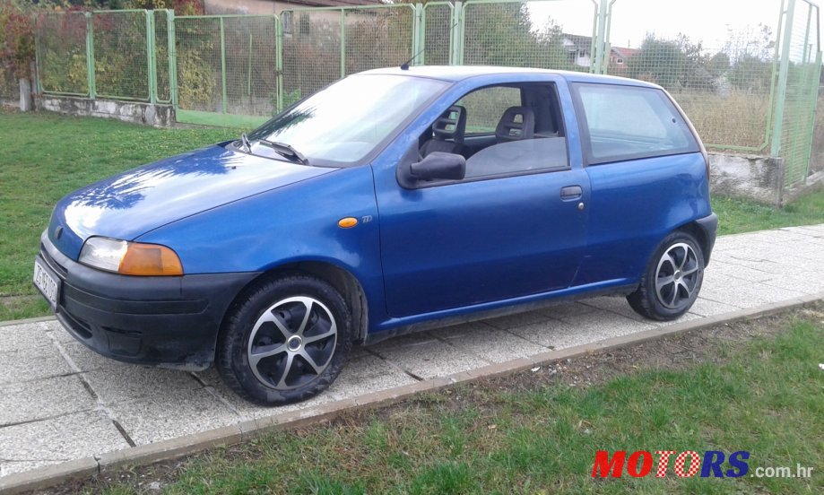 1994' Fiat Punto photo #1