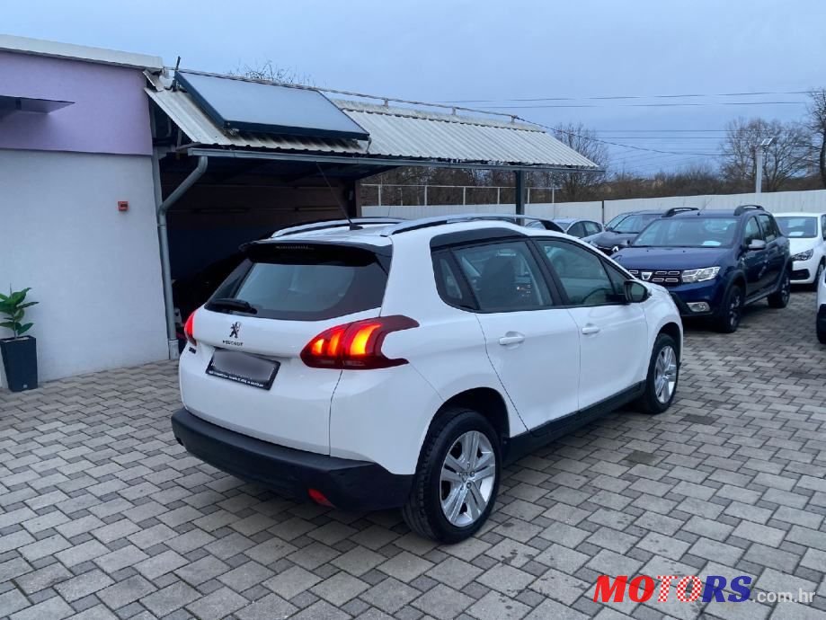 2017' Peugeot 2008 1,6 Bluehdi photo #5