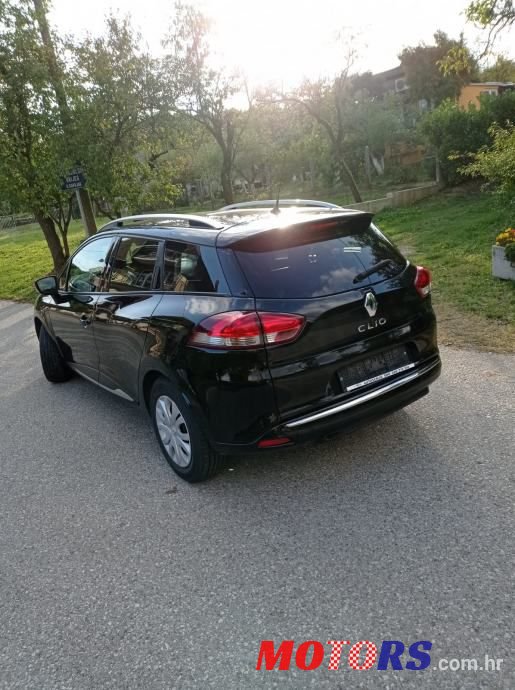 2014' Renault Clio photo #4