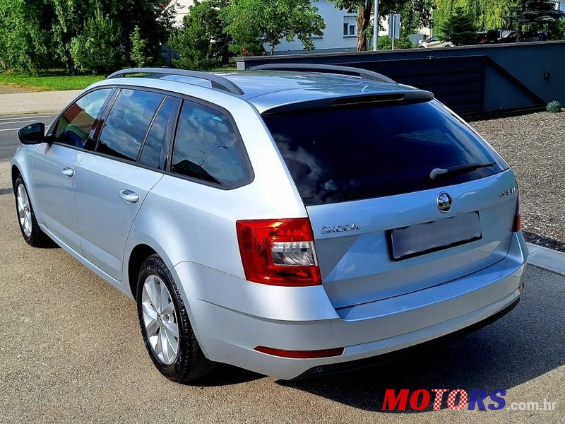 2019' Skoda Octavia Combi photo #6