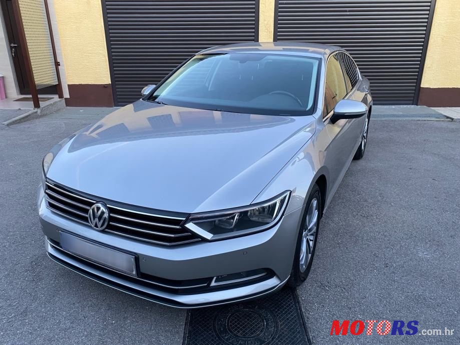 2015' Volkswagen Passat Tdi photo #2