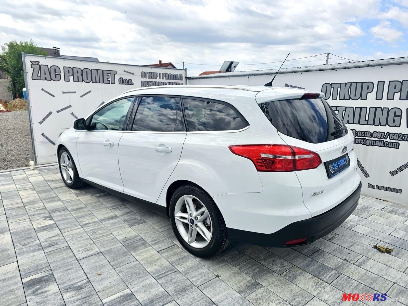 2015' Ford Focus Karavan photo #4